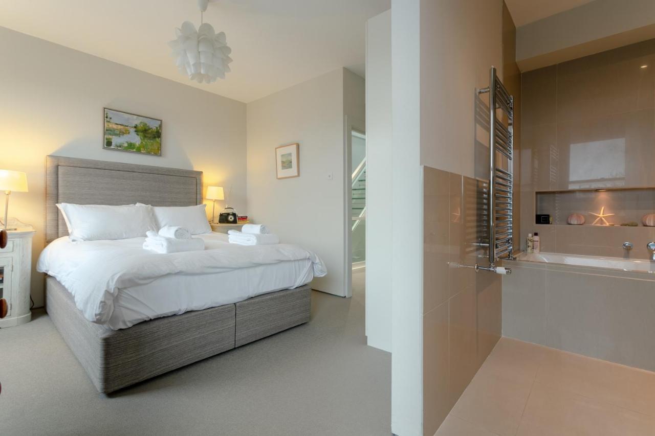 2 Bedroom Apartment Hammersmith Grove Sleeps 4 London Exterior foto